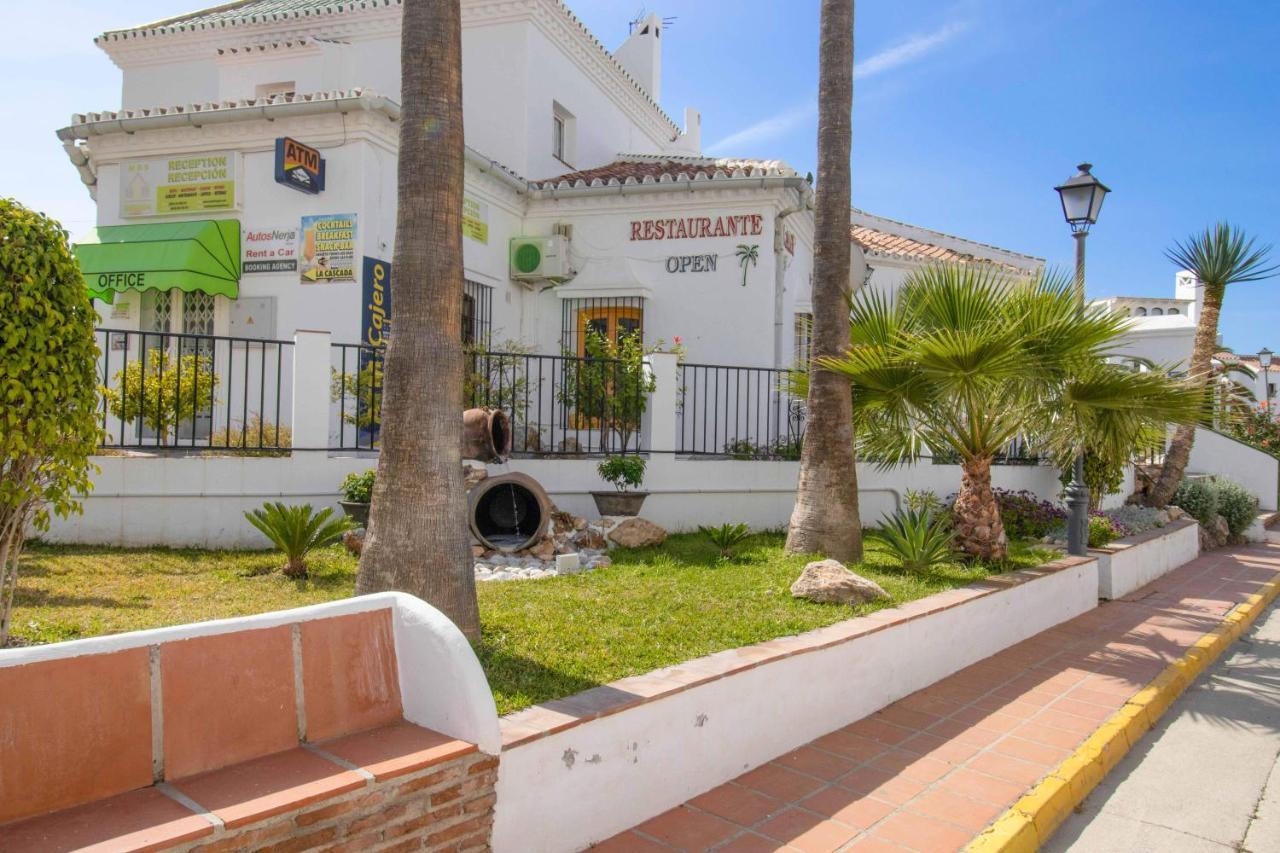 Apt Nerja Chimenea With Ocean View, A/C, & Fiber Apartment Luaran gambar