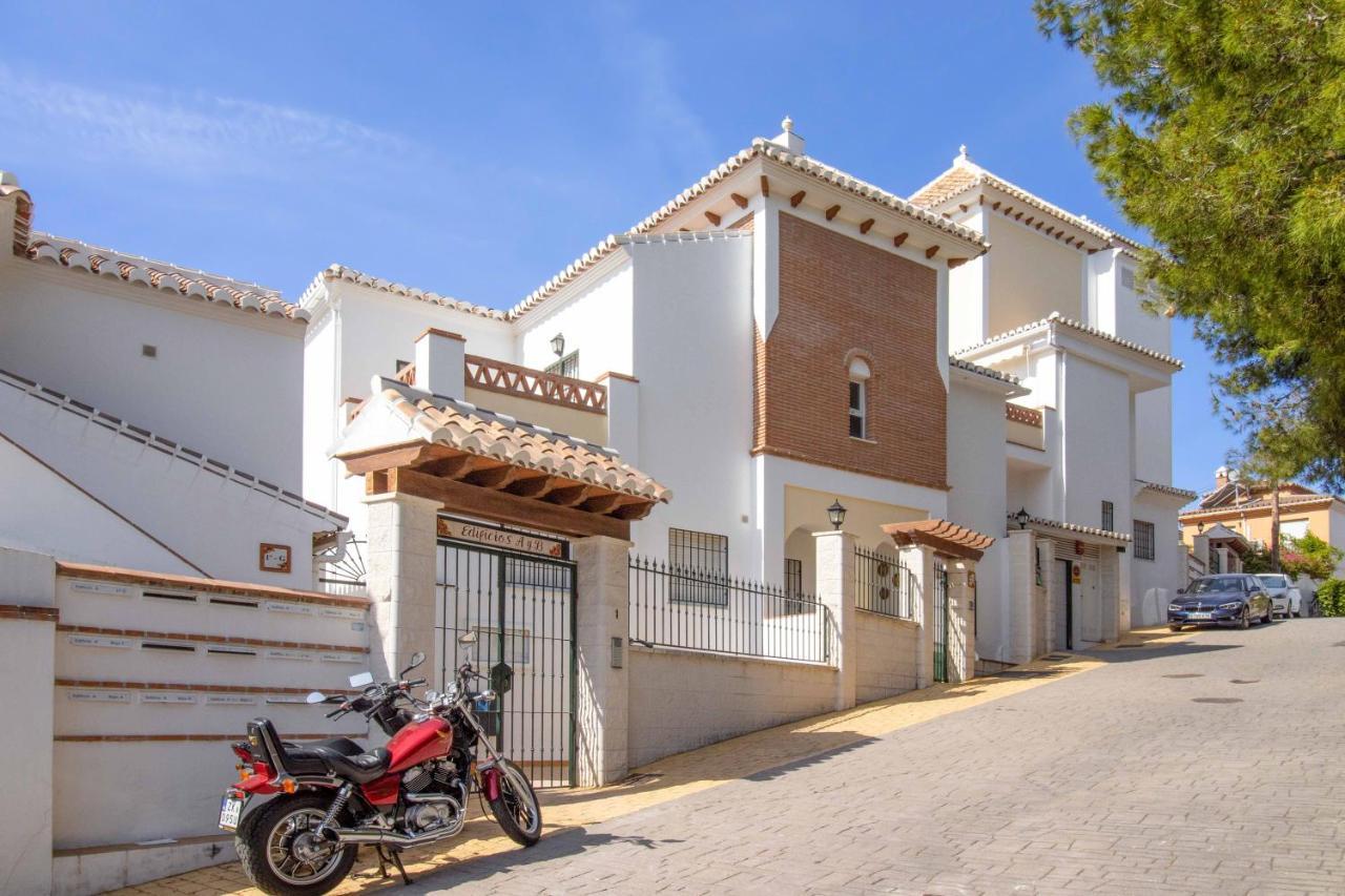 Apt Nerja Chimenea With Ocean View, A/C, & Fiber Apartment Luaran gambar