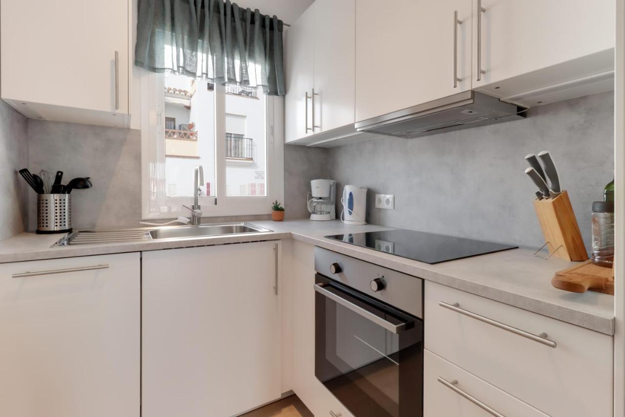 Apt Nerja Chimenea With Ocean View, A/C, & Fiber Apartment Luaran gambar